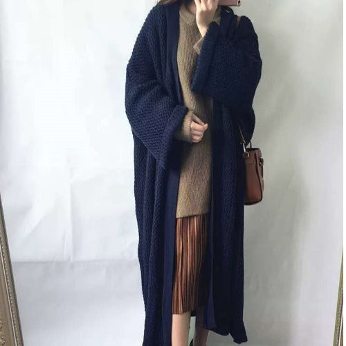 Loose length knit cardigan